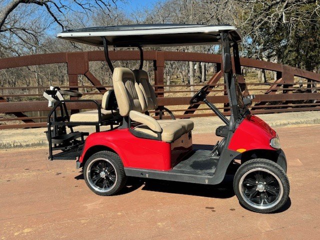 2012 PRE-OWNED EZGO RXV 4-PASSENGER LITHIUM